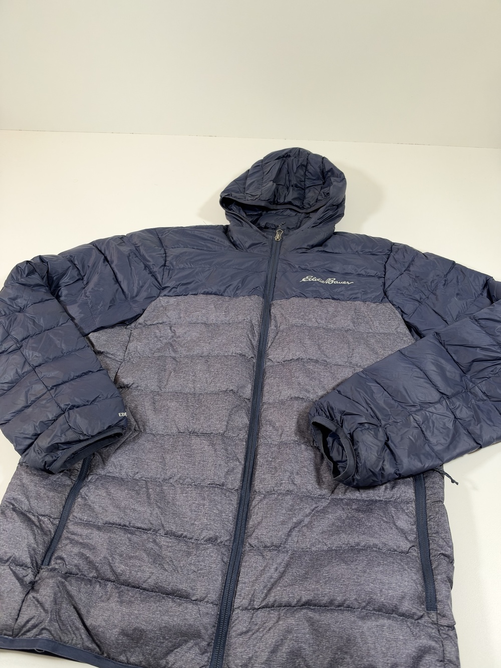 Eddie Bauer Jacket Mens M Blue EB650 Cirruslite Hooded Down Puffer Full Zip
